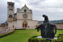 Zarándokút via Francigena di San Francesco Assisi Szent Ferenc bazilika-Olaszország
